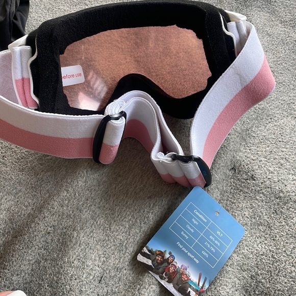 💕 PINK WOMAN’S SNOW MOBILE SKI SNOWBOARDING SNOW ACTIVITIES GOOGLES *NEW* - Picture 9 of 14
